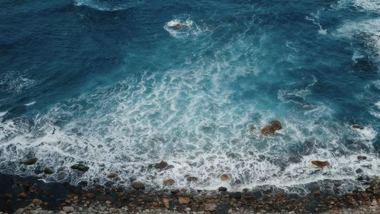 Choosing Colors That Compliment the Ocean View