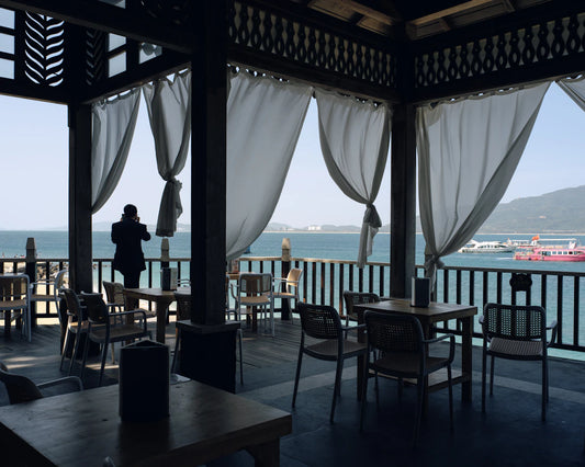 Dress for Success at Ocean View Restaurants