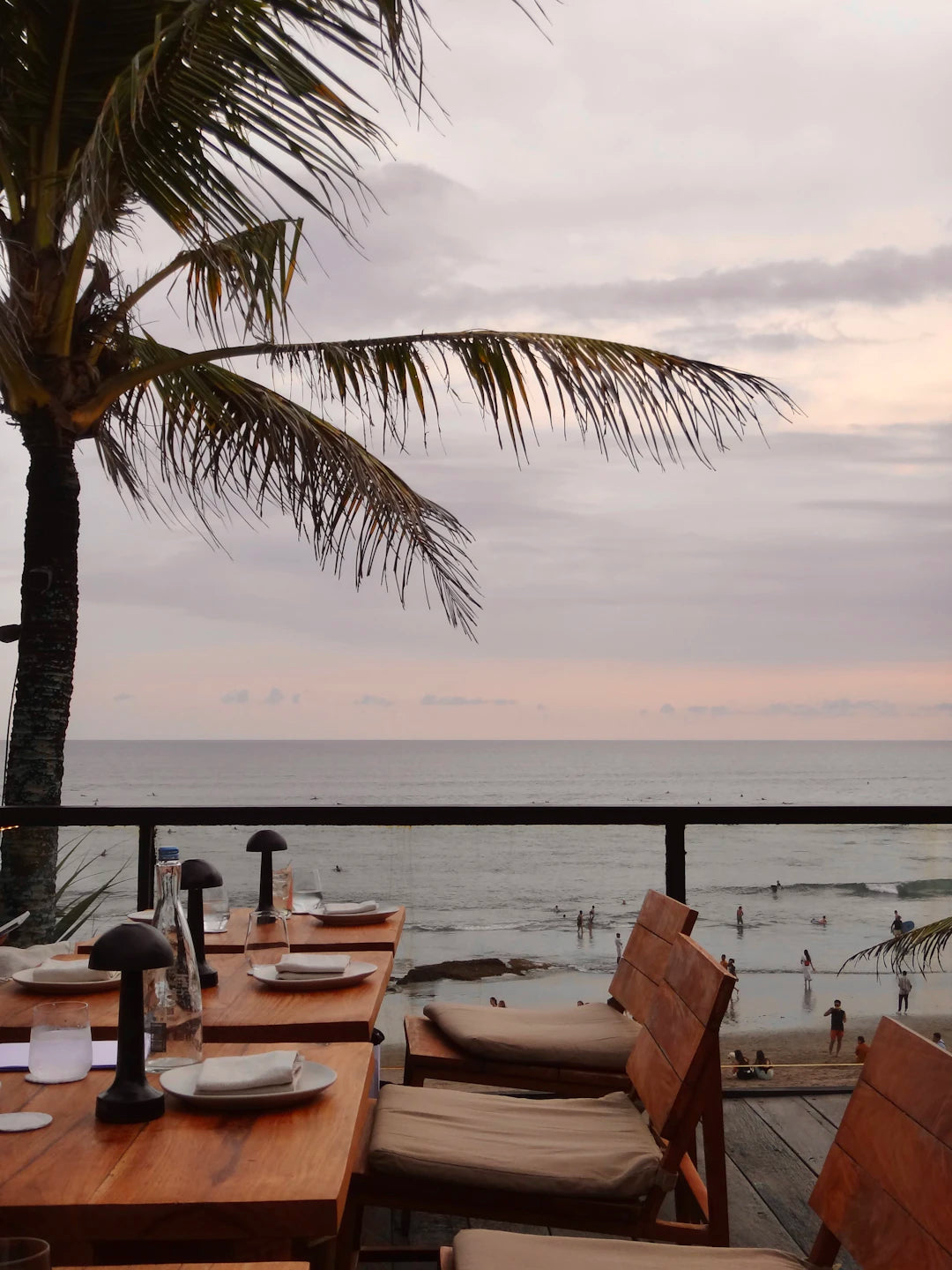 Year-Round Ocean View Dining Style Guide
