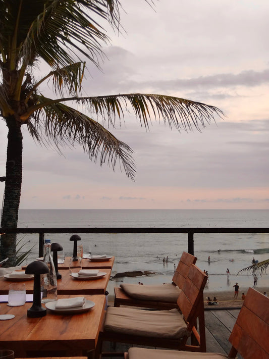 Year-Round Ocean View Dining Style Guide