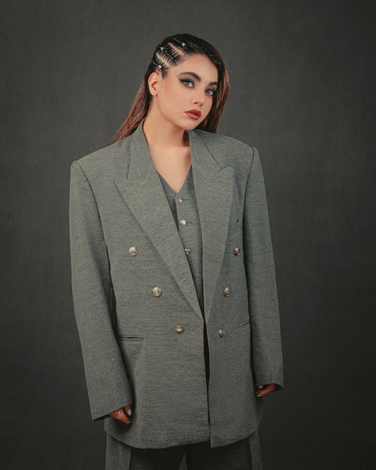 Stylish Layering Jackets for Year-Round Comfort