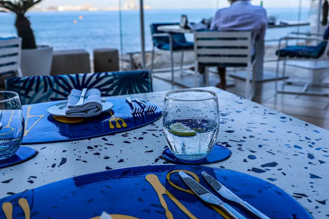 Packing Tips for Dining by the Coast in Style