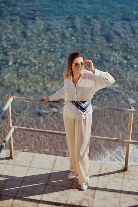 Effortlessly Stylish Lightweight Summer Pants for Ocean Dining