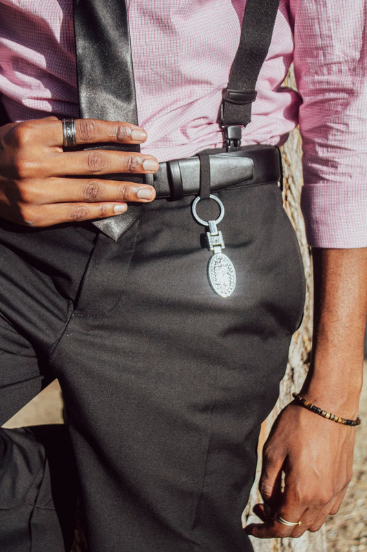 Stylish Pants Perfect for Ocean View Dining Experiences