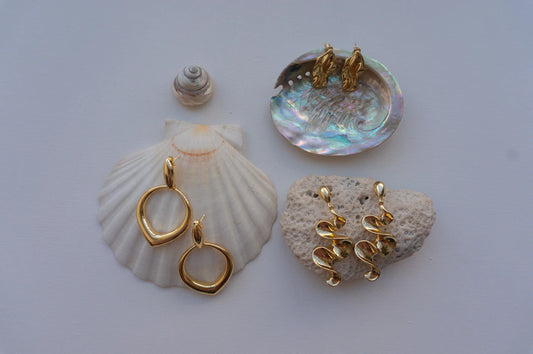 Accessorizing for Ocean Views Jewelry and Bags