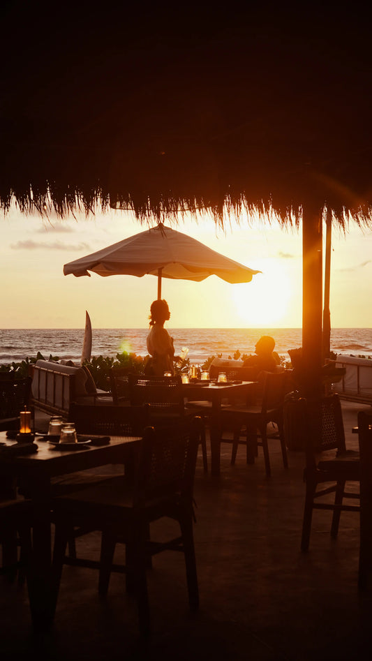 Packing Essentials for Your Ocean View Dining Getaway