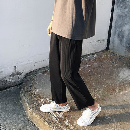 Mens Loose Pleated Fashion And Comfort Pants